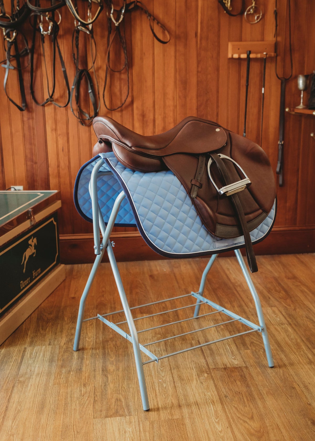 Portable Saddle Stand